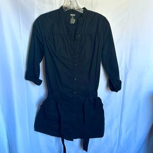 Mossimo black 3/4 sleeve button up cotton tunic. Drop waist with tie belt.